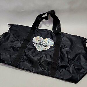 P473-NWT Victoria's Secret 2014 Fashion Show London Weekender Tote